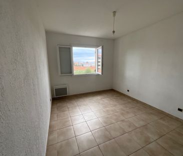 Location Appartement 4 pièces 78m² FOLELLI 20213 - Photo 5