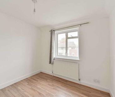 Runnymede, Colliers Wood, SW19 - Photo 3