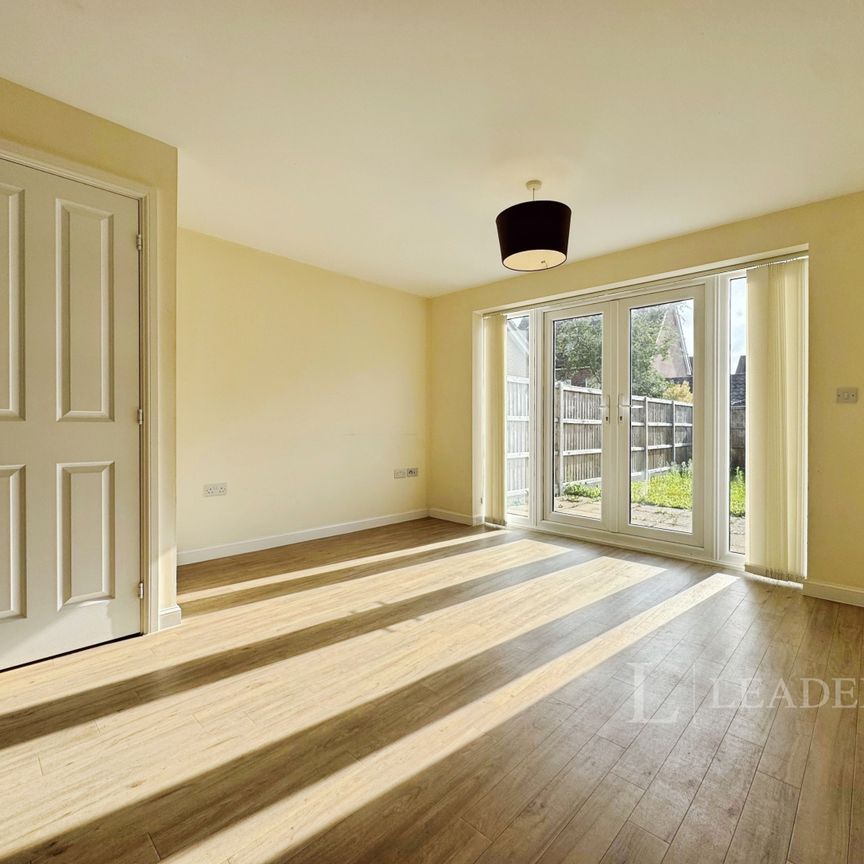 4 bedroom house to rent Willowcroft Way, Cringleford, Norwich, NR4 - Photo 1