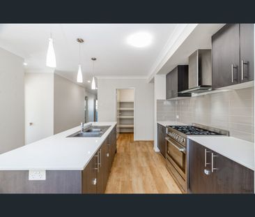 70 Messara Circuit, Durack, Qld 4077 - Photo 2