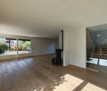Exklusives 5½-Zimmer-Einfamilienhaus mit Garten, Balkon und Garage ... - Photo 1