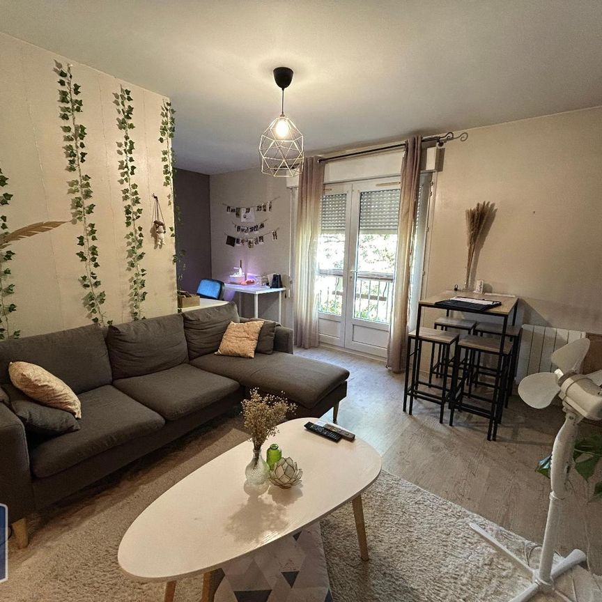 Location Appartement 2 pièces 40m² POITIERS 86000 - Photo 1
