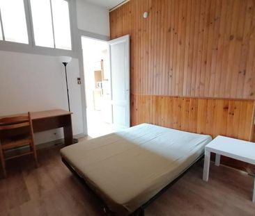 Location Appartement 2 pièces 32m² BORDEAUX 33800 - Photo 2
