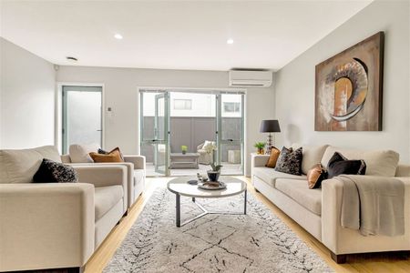 Iconic Freemans Bay Living – Prime Franklin Road Location - Photo 2