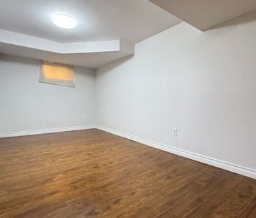 For Lease - 326 Crosby Avenue Unit# Lower, Richmond Hill, Ontario - Photo 2