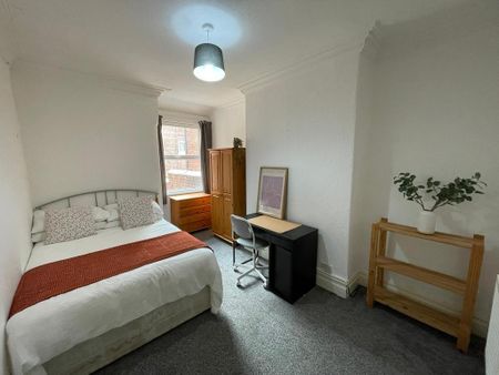 7 bedroom house to rent - Photo 3