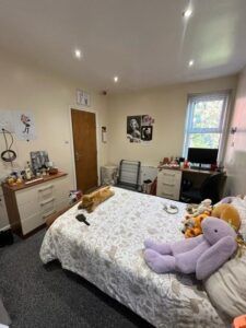 5 St Michael Villas, Leeds, LS6 3AF - Photo 4