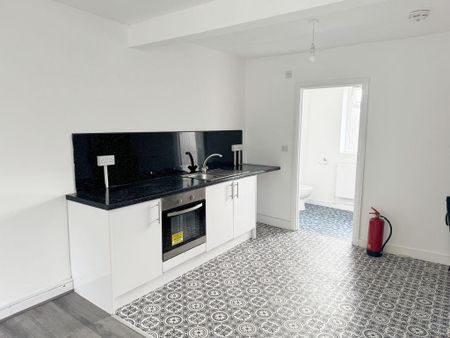 Studio to rent - Photo 4