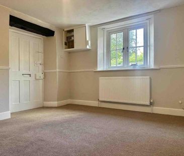 2 bedroom semi-detached house to rent - Photo 4