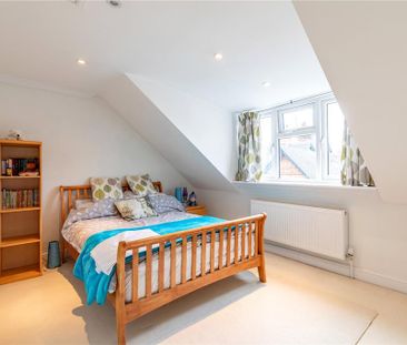 3 bedroom end of terrace house to rent - Photo 3