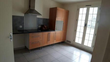 Location Maison 4 pièces 120m² RAMONVILLE ST AGNE 31520 - Photo 2