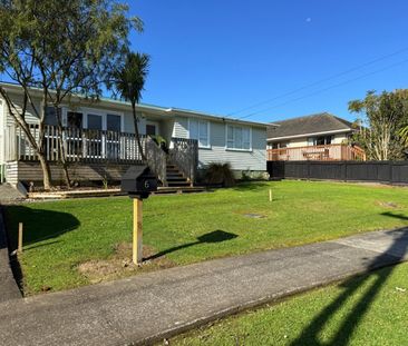 3-Bedroom Home in Prime Pakuranga Location - Photo 2