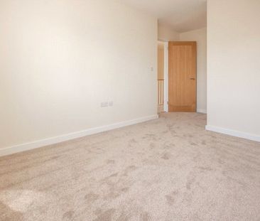 Oaklands Drive, - Photo 1