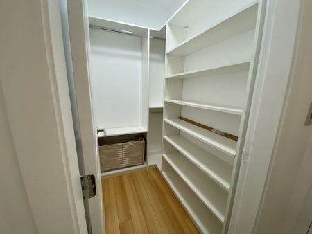 4078 Knight St, Vancouver, BC V5N, Canada - Photo 5