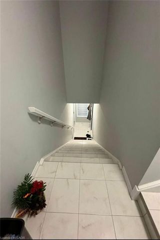 For Lease - 190 Oat Lane, Kitchener, Ontario - Photo 3