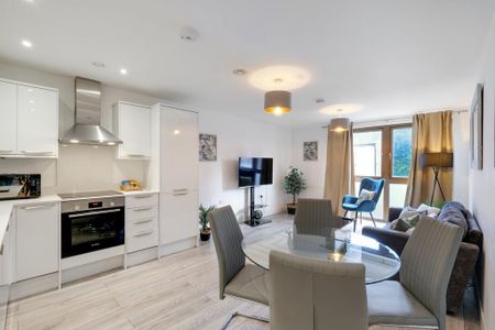 2 bedroom apartment to rent - Photo 4