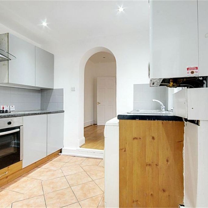 2 bedroom maisonette to rent - Photo 1