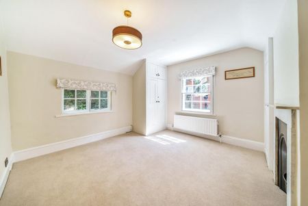 5 bedroom detached house to rent - Photo 4