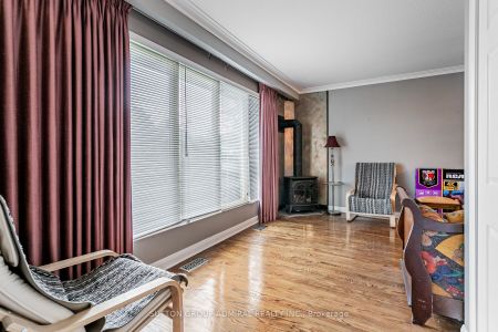 For Lease - 102 Cornwall Road Unit# Upper, Brampton, Ontario - Photo 2