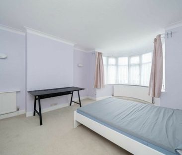 Hendale Avenue - Photo 5