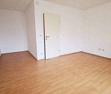 SINGLEHIT, sonnige 32 m2 Neubau mit Balkon, Einzelwohnraum, Kochnis... - Photo 6