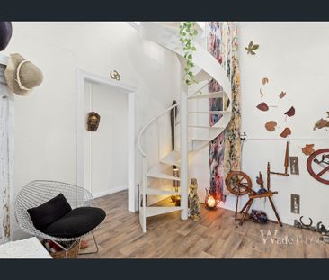 Quirky & Quaint - Photo 2