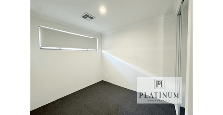 Modern 4-Bedroom Family Home & Study - Photo 2