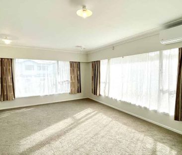Stand Alone 2 Bedroom 1 Bathroom - Photo 2