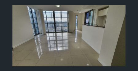 Modern Apartment Living in the Heart of Parramatta - Photo 5