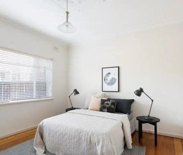 “Luxury Living in a Prime Location” - Photo 1