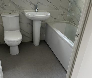 2 bedroom house to rent - Photo 4