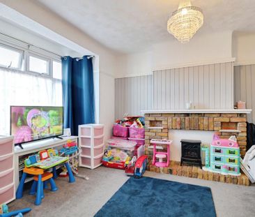 3 bedroom semi-detached house to rent - Photo 1