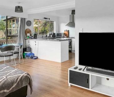 MORNINGSIDE - 2 BEDROOM - Photo 2
