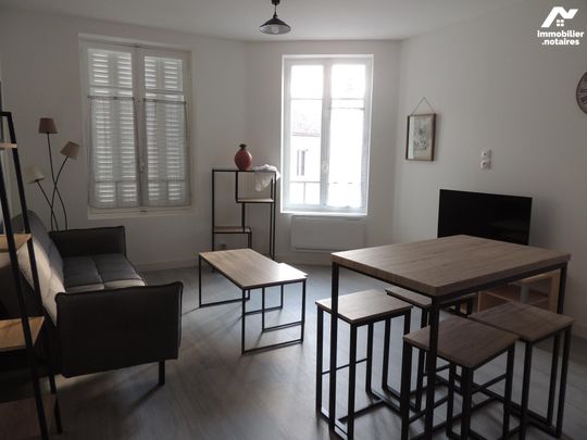 Appartement T2 meublé, centre bourg - Photo 1