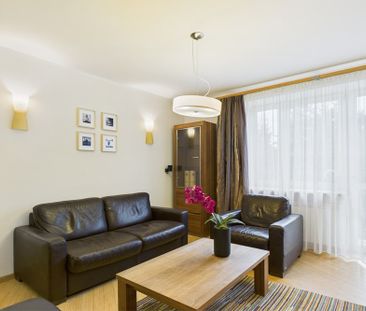 omfortowy dom w Raszynie, blisko Janki - Photo 1