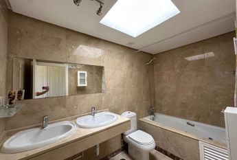 Ático En alquiler DUQUESA VILLAGE s/n, La Duquesa, Manilva