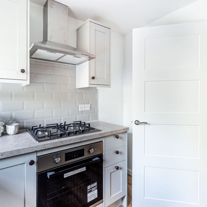 Available unfurnished from 21/11/2025 - Photo 1