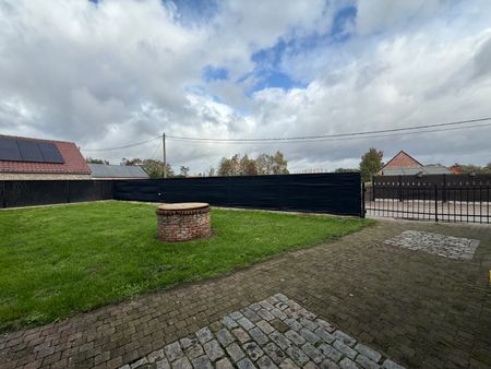 Instapklare woning met ruime tuin in Geel - Photo 2