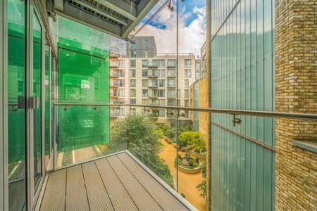 Avantgarde Place, Avantgarde Tower, E1 - Photo 2