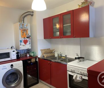 Location Appartement 2 pièces 45m² CHATEAU GOMBERT 13ème - Photo 3