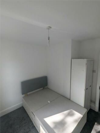 5 bedroom terraced house to rent - Photo 4