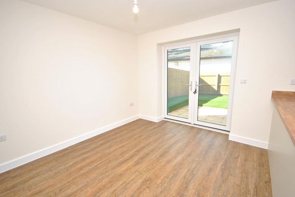 4 bedroom detached house to rent - Photo 1