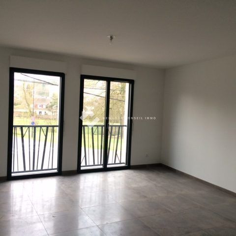 Appartement à louer, 3 pièces - Melun 77000 - Photo 1