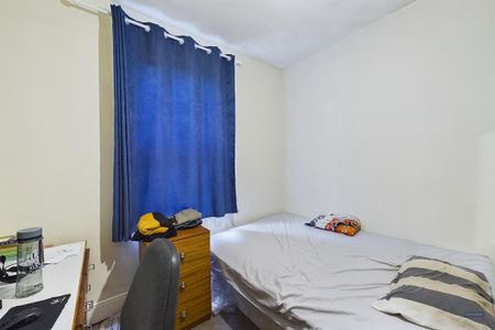 5 bedroom terraced house to rent - Photo 2