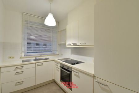 Instapklaar gelijkvloers appartement met 2 slaapkamers - Photo 4