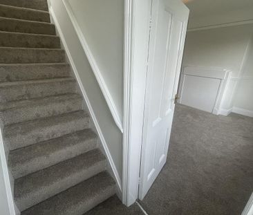 2 bedroom semi-detached house to rent - Photo 3