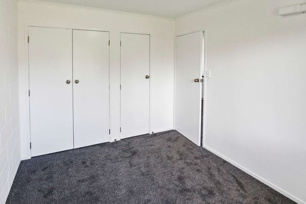 ONE BEDROOM UNIT WITH WATER INCLUDED! - Photo 1