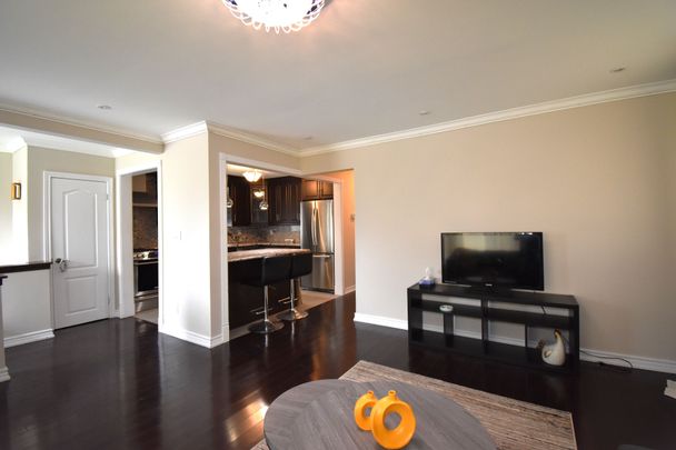 For Lease - 15 Suraty (Main) Avenue, Toronto, Ontario - Photo 1
