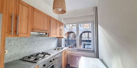 Appartement te huur in Elsene voor € 1.300 met 2 slaapkamers - Photo 3