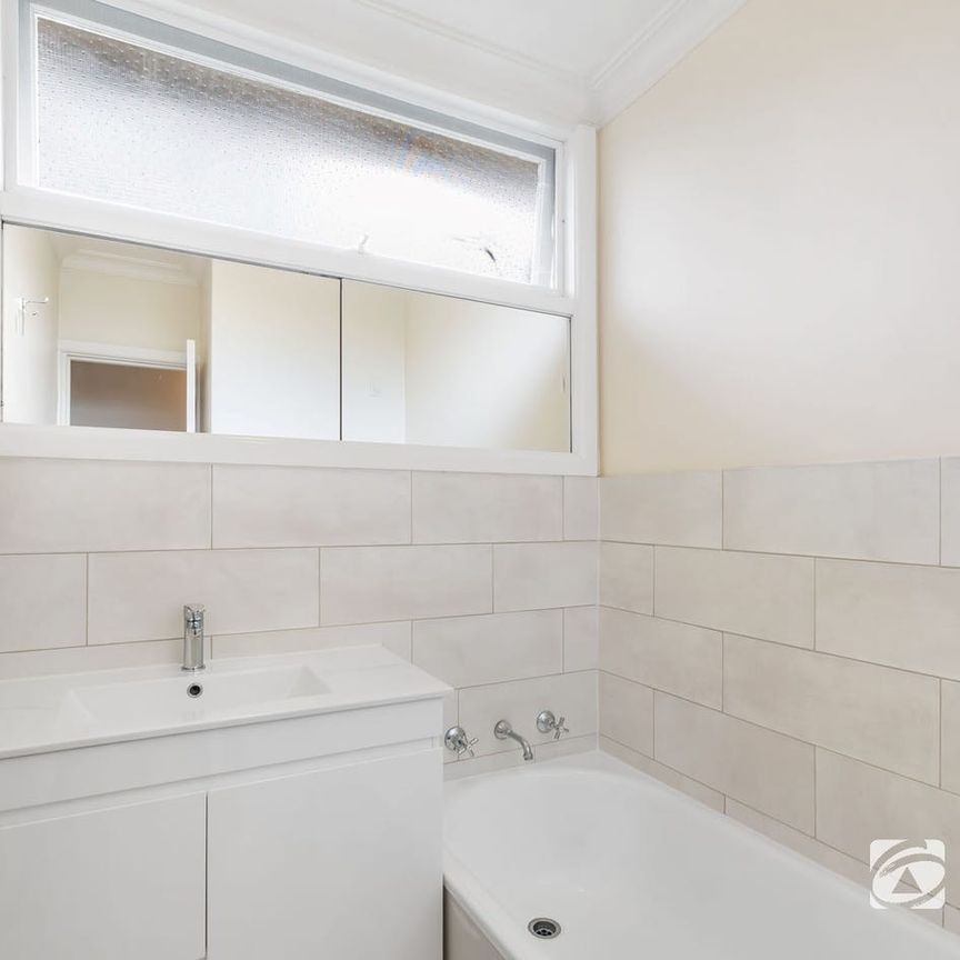 107 Casey St, East Bendigo, Vic 3550 - Photo 1